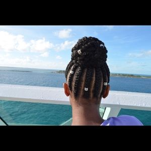 Meet your Posher, Kayla